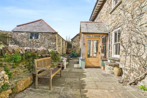 Entrance Porch