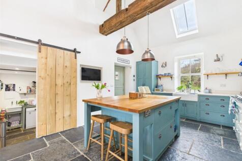 Kitchen Pantry