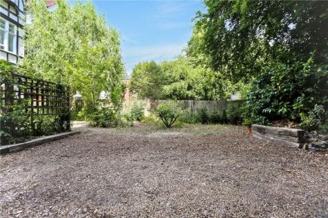 Garden/Parking