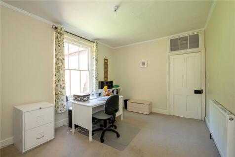 Bedroom/Office