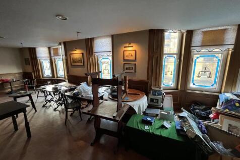 The Court Bar
