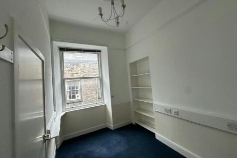 Suite 2-11 10 D Side Room.jpg