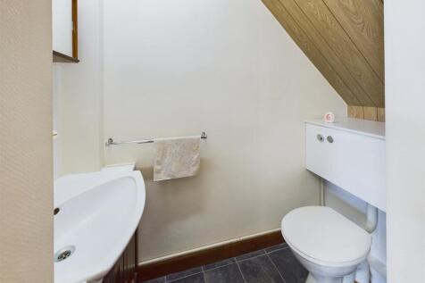 Downstairs wc