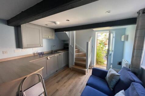 Living kitchenette