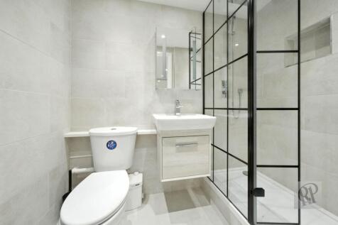 Ensuite Shower Room