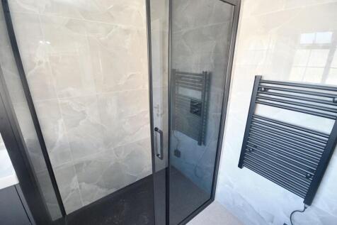 Shower Room/Wc