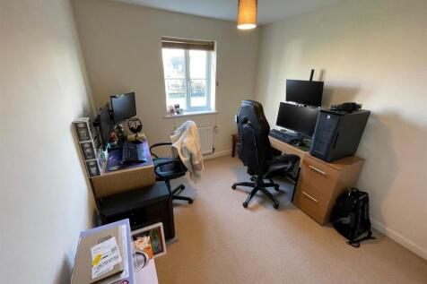 Bedroom 2.jpg