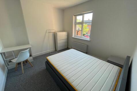 Bedroom 4.jpg