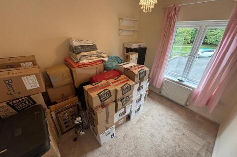 Bedroom 4.jpg