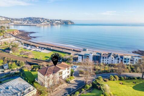 Corbyn Mount ideally positioned near seafront