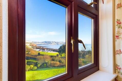 Bedroom two and it&#39;s picturesque views