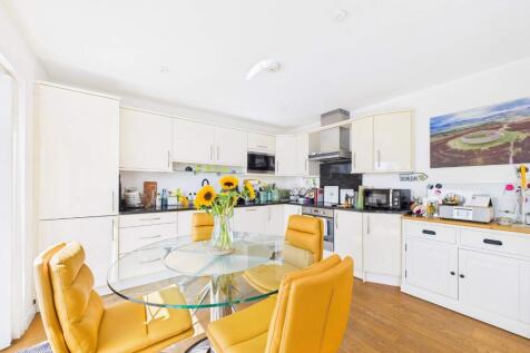 Kitchen &amp; Diner