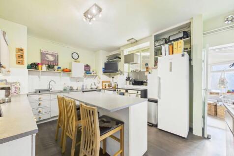 Commercial grade kitchen (catering spec)