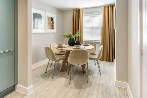 Similar Show Home