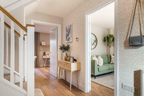 Similar Show Home