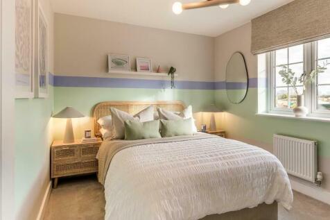 Similar Show Home