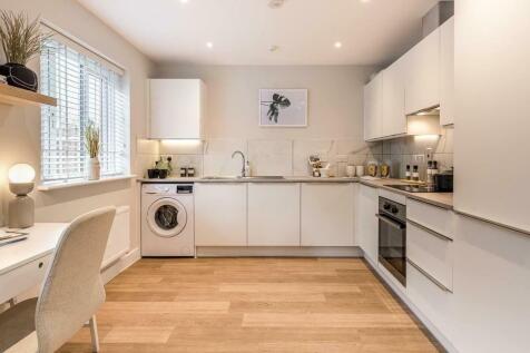 Similar Show Home