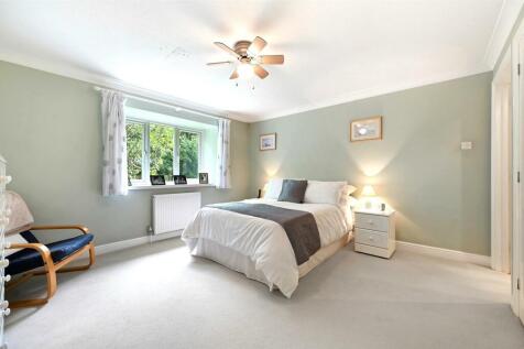 Master Bedroom.jpg