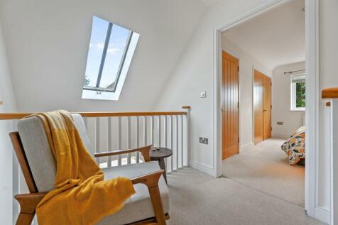 First Floor Landing.jpg