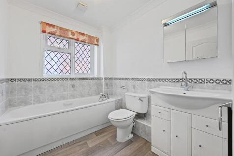 Bathroom.jpg