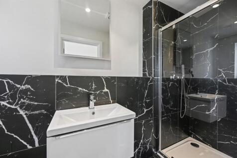 Ensuite.jpg