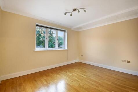 Master Bedroom.jpg