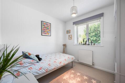 Bedroom 4.jpg