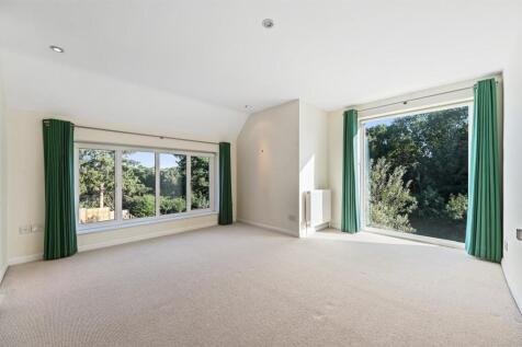 Master Bedroom.jpg
