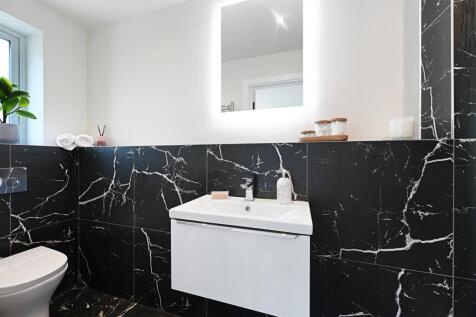 Ensuite.jpg