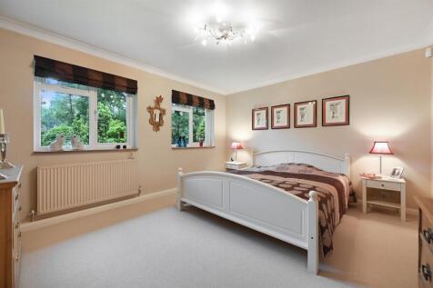 Master Bedroom.jpg