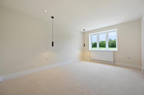 Master Bedroom.jpg