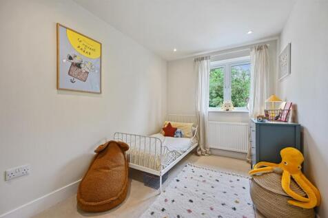 Bedroom 3.jpg