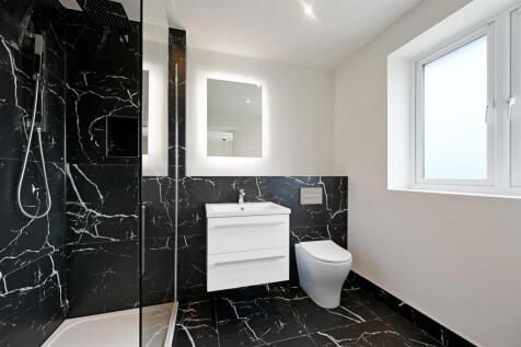 Ensuite.jpg