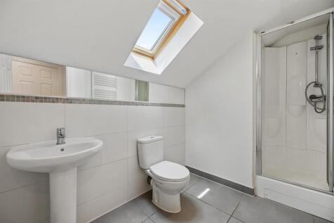 Shower Room.jpg