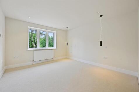 Master Bedroom.jpg