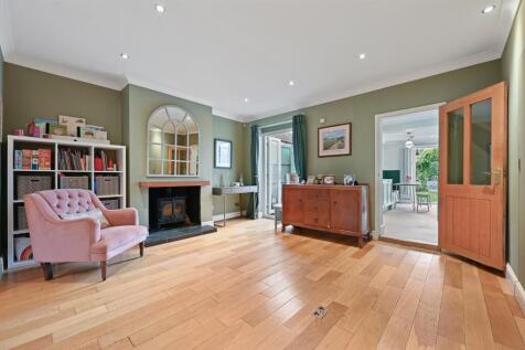 Dining Room.jpg