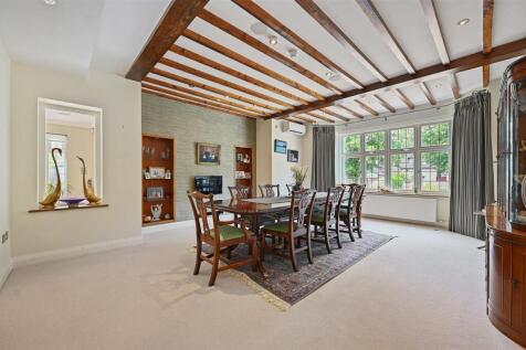 Dining Room.jpg