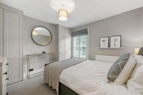 Master Bedroom.jpg