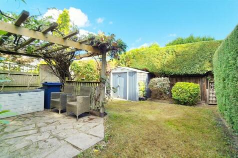Garden. Woodbine Cottages.jpeg