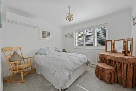 Bedroom 3.jpg