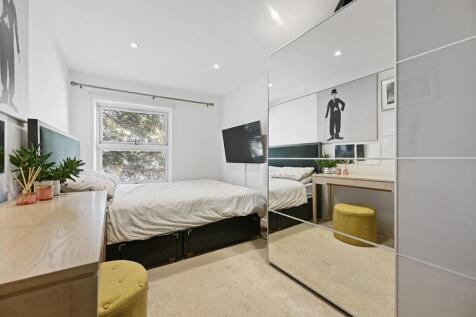 Master Bedroom.jpg