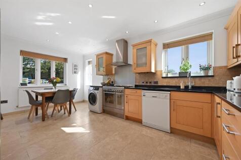Kitchen.jpg