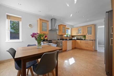 Kitchen(2).jpg