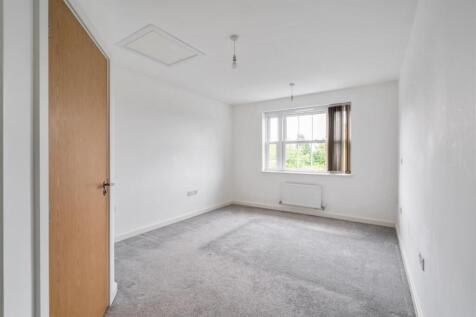 Apartment 8 50 School Road-1_lo.jpg