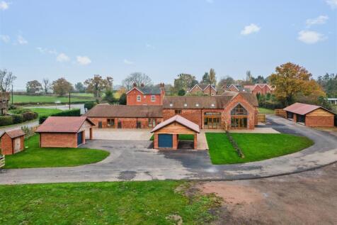Barn 4 Fallon Court_4.jpg