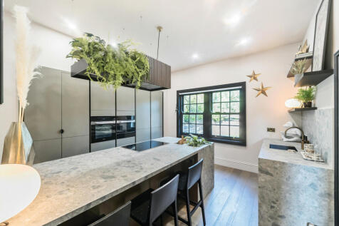 Breakfast Kitchen