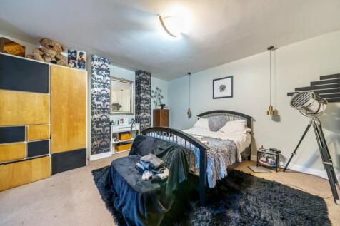Flat 1