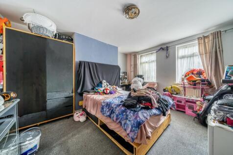 Flat 1
