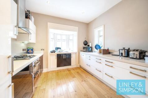 Apt 3 - Kitchen