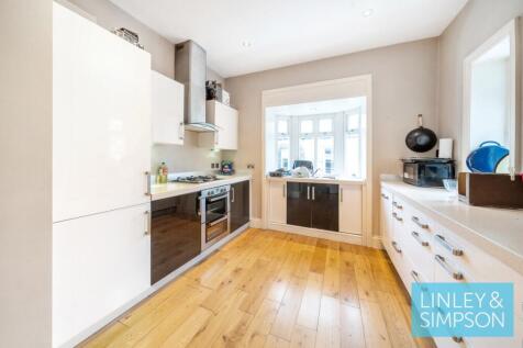 Apt 3 - Kitchen